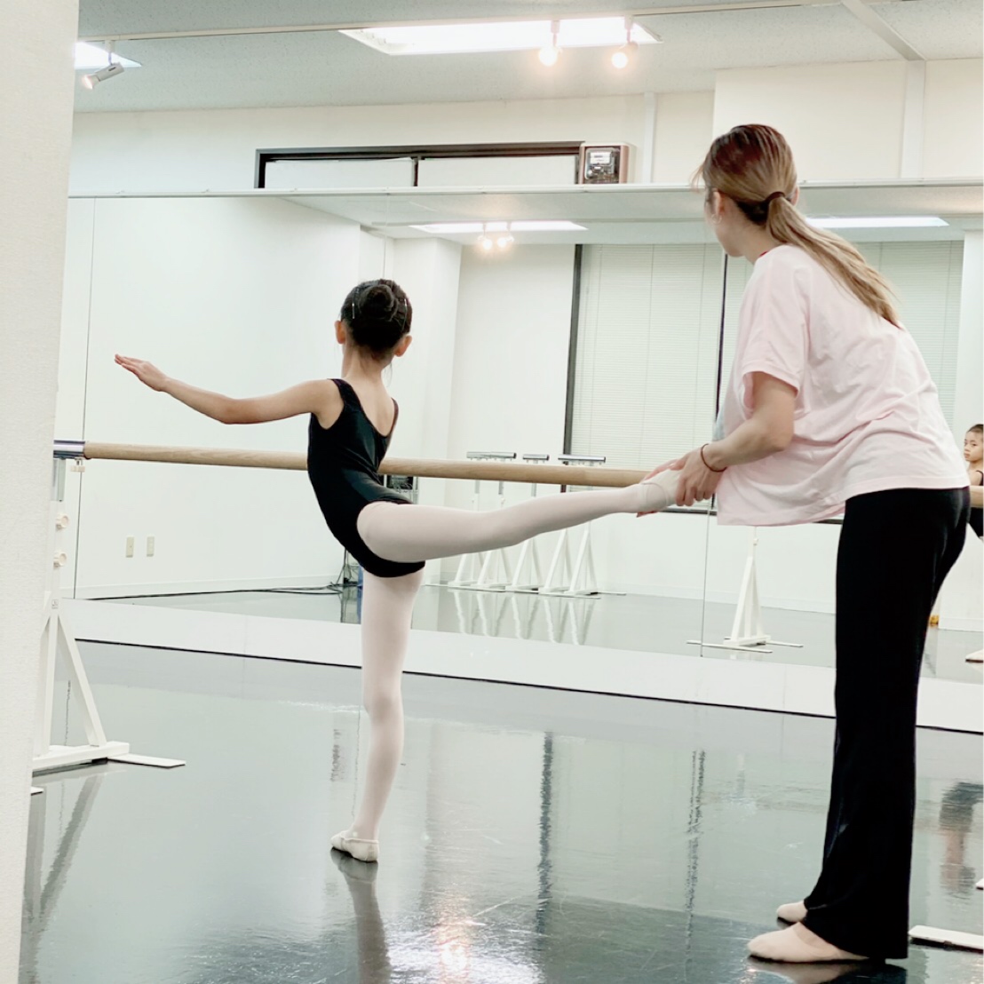 Ballet tights lesson school 海外から…♡ | Ballet Studio Noel (バレエスタジオノエル)